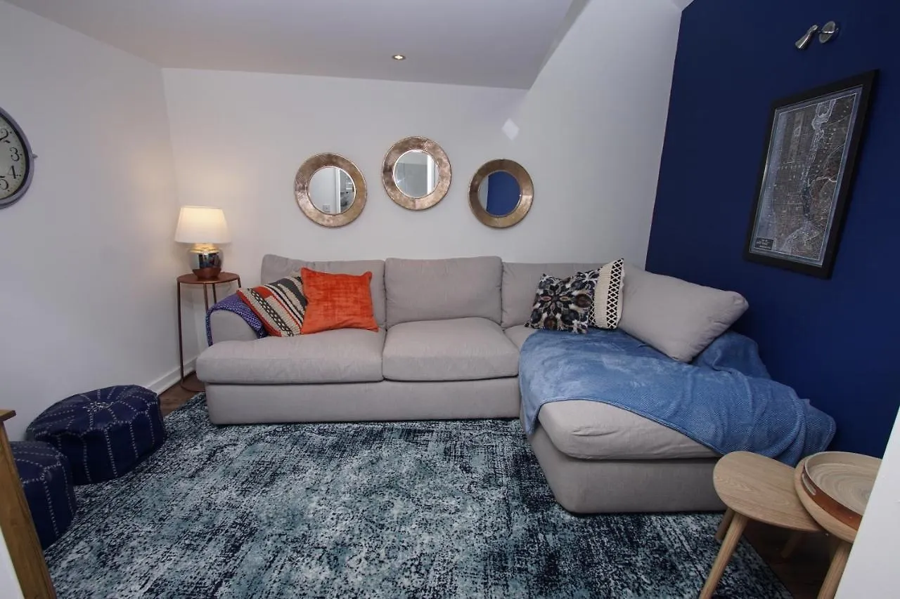 Loft Style Apartment For 4, 1 Broadhurst Court, Close To Town, Station & Hospital Stockport United Kingdom