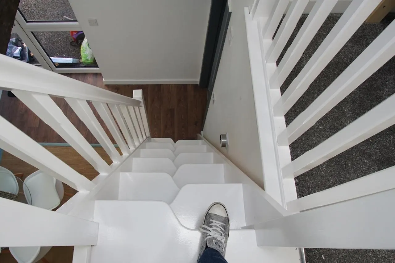 Loft Style Apartment For 4, 1 Broadhurst Court, Close To Town, Station & Hospital Stockport 0*,  United Kingdom