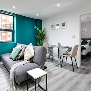  Apartment Cosy Modern Apt In Heart Of - Sleeps 4