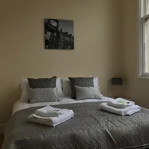 Apartment The Salford